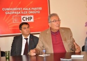 Deniz Baykal Gazipaa da Partililere Seslendi