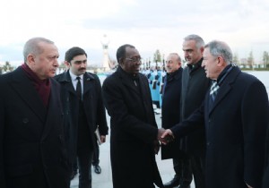 ad Cumhurbakan Deby Cumhurbakanl Klliyesinde