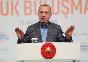 Erdoan :Mursi nand Dava Uruna Hayatn Katbeden Bir ehittir