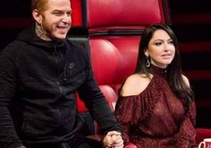 Hadise den  Transparan Kyafet  Aklamas