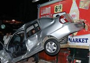 Antalya da Kaza: 1 l, 1 Yaral