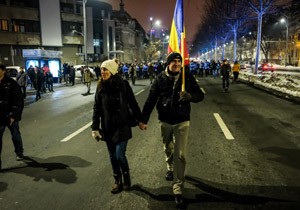 Romanya da Hkmetin Af Tasarsna Protesto