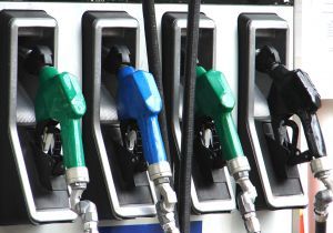 Benzine Yine Zam Geldi
