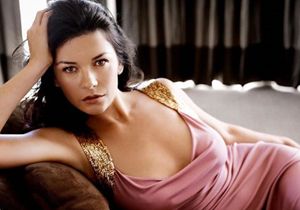 Catherine Zeta-Jones  Manik Depresif  Olduunu Aklad!