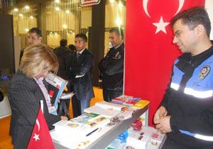 Antalya Emniyet Mdrl Fuarda Stand At