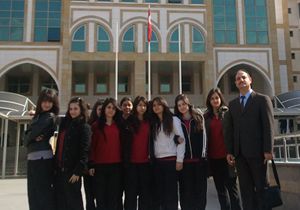 Yamur Lisesi rencileri Adliye Saraynda
