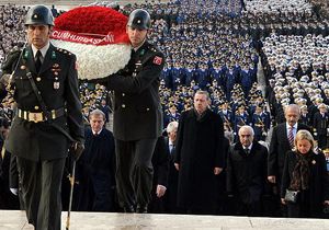 Ankara Ata nn Huzurunda