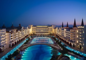 Mardan Palace n cradan Sat ptal Edildi