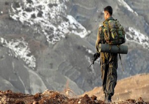 Hakkari de Askeri s Blgesine Saldr: 2 ehit