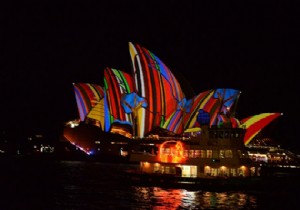 Vivid Sydney Festivali Renkli Grntlerle Balad