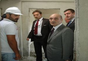 Bakan Bayraktar dan Mteahhit e nasihat 