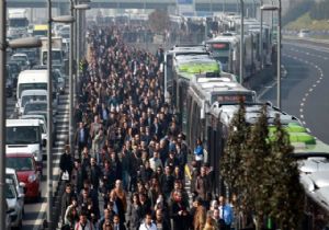 Metrobs seferlerini durduran bomba panii