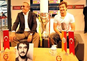 Abdurrahim Albayrak ve Aydn Ylmaz Taraftarlarla Bulutu