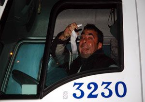 Patronuna Kzan ofr Kendini Yakmak stedi