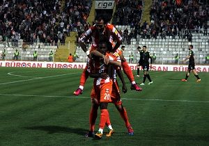 Adanaspor da Galibiyet Keyfi