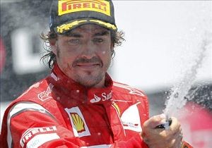 2011 F1 Britanya GPde Zafer AlonsoNUN