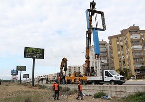 Antalya Bykehir Belediyesi nden Grsel Kirlilie Sava