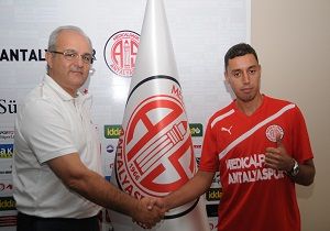 Medical Park Antalyaspor da smail Aissati Sevinci