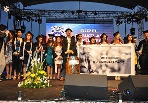 Akdeniz niversitesi nde Mezuniyet Sevinci