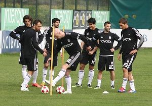 Beikta, Trabzonspor Ma Hazrlklarn Srdryor