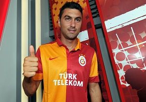 Burak Ylmaz Galatasaraydaki lk Antrenmanna kt