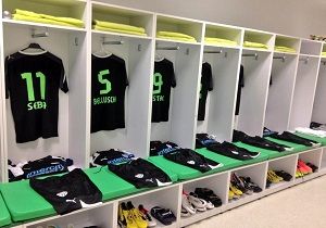 Bursaspor Siyah Forma le Sahada