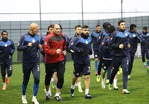 aykur Rizespor Teknik Direktr Ttneker den Aklamalar