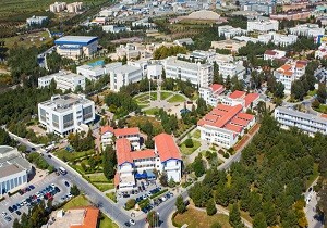 Dou Akdeniz niversitesinde Mezuniyet Heyecan
