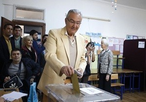 Baykal: Umarm Bu Snavdan Milletimiz Yznn Akyla kar