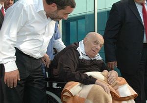 Kurucu Cumhurbakan Denkta Taburcu Oldu