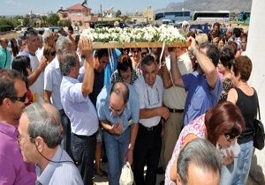Dikmen Panayia Pervolyon Kilisesinde Ayin
