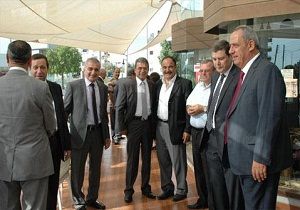 DP Genel Merkezi nde Bayramlama Treni 