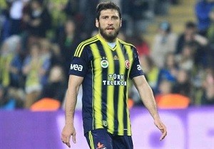 Fenerbahe de Egemen Korkmaz oku