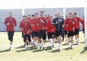 Elazspor Sakarya ya Gitti  