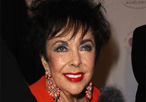 Elizabeth Taylor n Mcevherleri Satlyor
