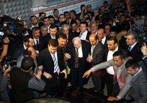 Erbakan Partililerle Bayramlat   