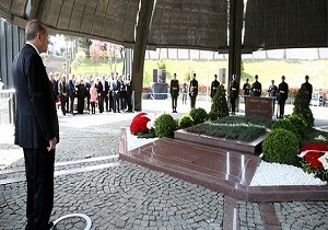 Erdoan zal, Menderes ve Erbakan n Kabirlerini Ziyaret Etti