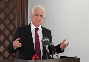 Cumhurbakan Erolu, Grme Sonras Aklamalarda Bulundu