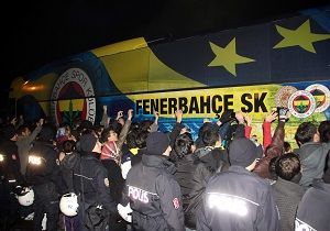 Fenerbahe Kafilesi Karabkte