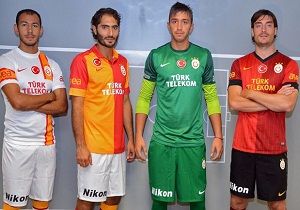 Galatasarayda 2013-2014 Sezonu Formalar Grcye kt