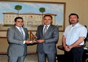 Gemi Mhendisleri Odas ndan Vali Altparmak a Ziyaret