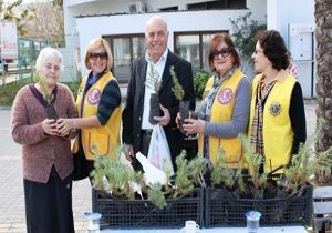 Girne Akdeniz Lions Kulb, am Fidan Datt