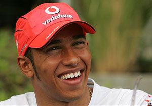 Formula 1 in Grand Prixsi nde Zafer  Hamilton un