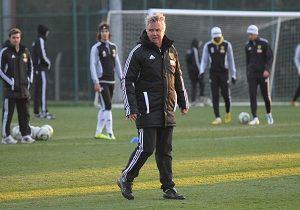 Anzhi Mahakala, Hiddink Ynetiminde Antalyada alt