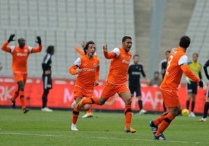 Gaziantepspor, stanbuldan Eli Bo Dnyor