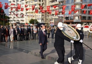 KKTC kuruluunun 38. Yl in Antalya da Grkemli Tren