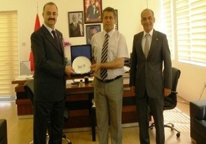 T KKTC Rektr Kaya, Bakan Arteri Ziyaret Etti