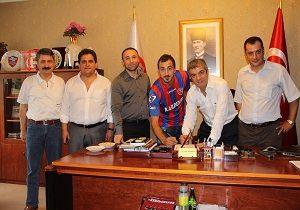 Karabkspor, Ahmet lhan zek le Szleme mzalad