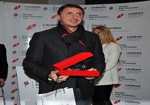 Shotadan Samimi Aklamalar