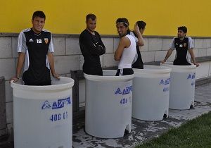 Kayserisporlu Futbolcularn Havuz Keyfi
